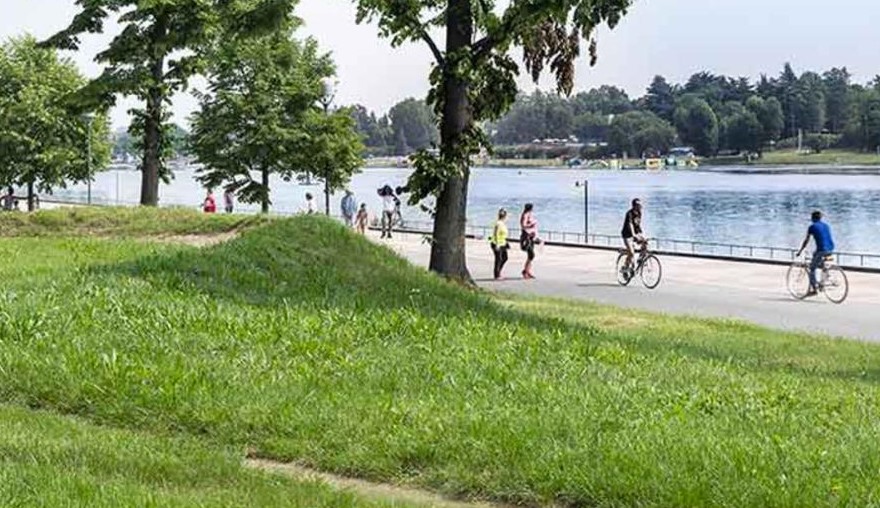Idroscalo, il “mare” cittadino torna a riempire le giornate estive dei milanesi