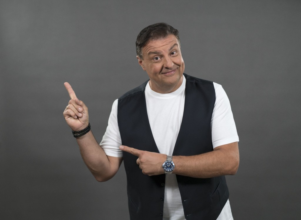Claudio Lauretta chiude la quinta edizione di Sportivamente con lo spettacolo “Imitamorfosi”