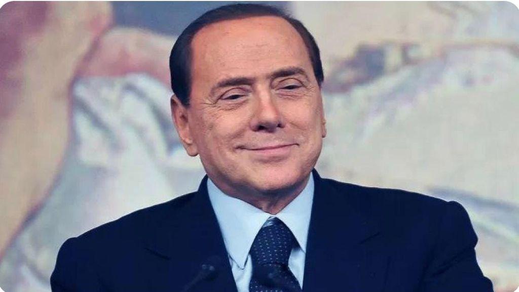 Malpensa diventa “Aeroporto Silvio Berlusconi”: con la targa arriva anche l’ufficialità